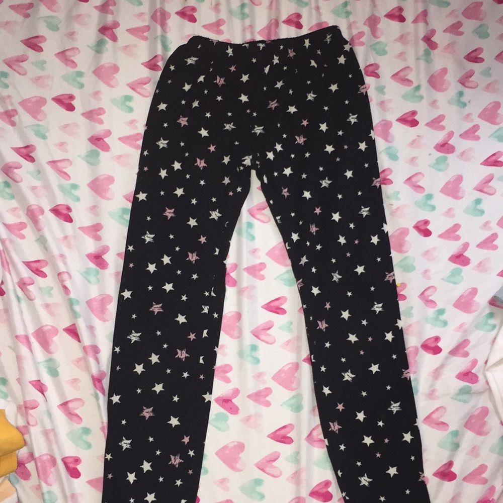 Black hearted leggings